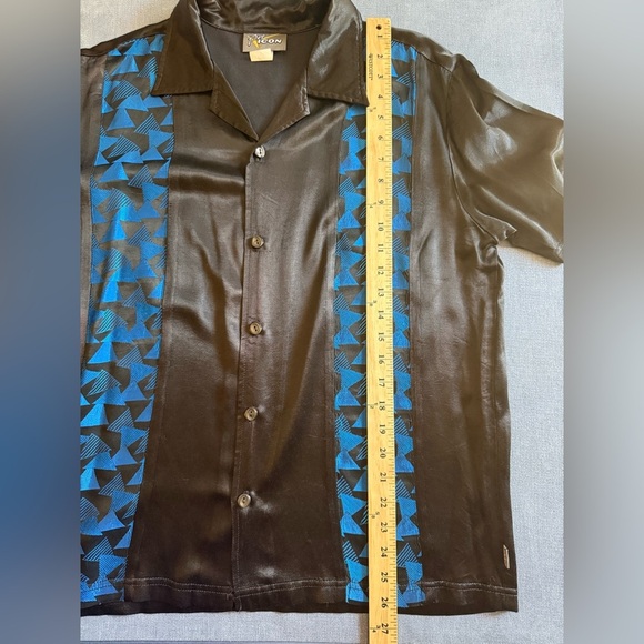 Vintage Pop Icon Shirt Men’s SZ M Black Blue Geometric Button Up Retro Casual - Picture 7 of 7